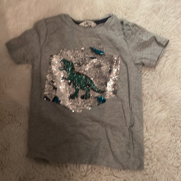 Boys size 6 shorts and shirts - Picture 11 of 16